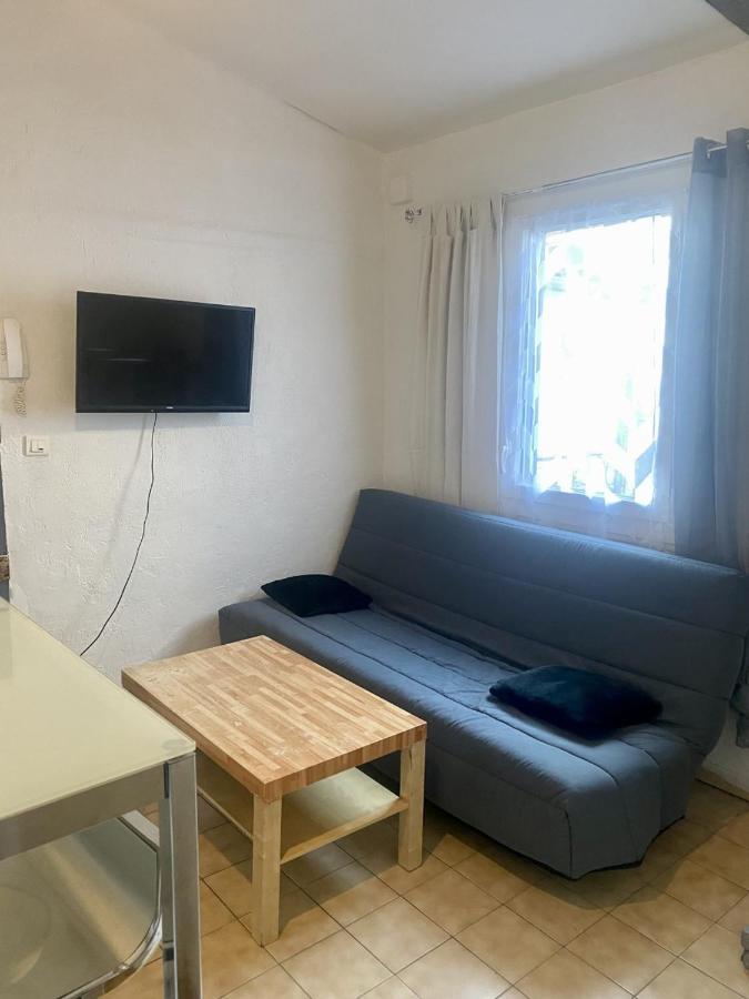 Studio 12M2 Apartment Montpellier Luaran gambar